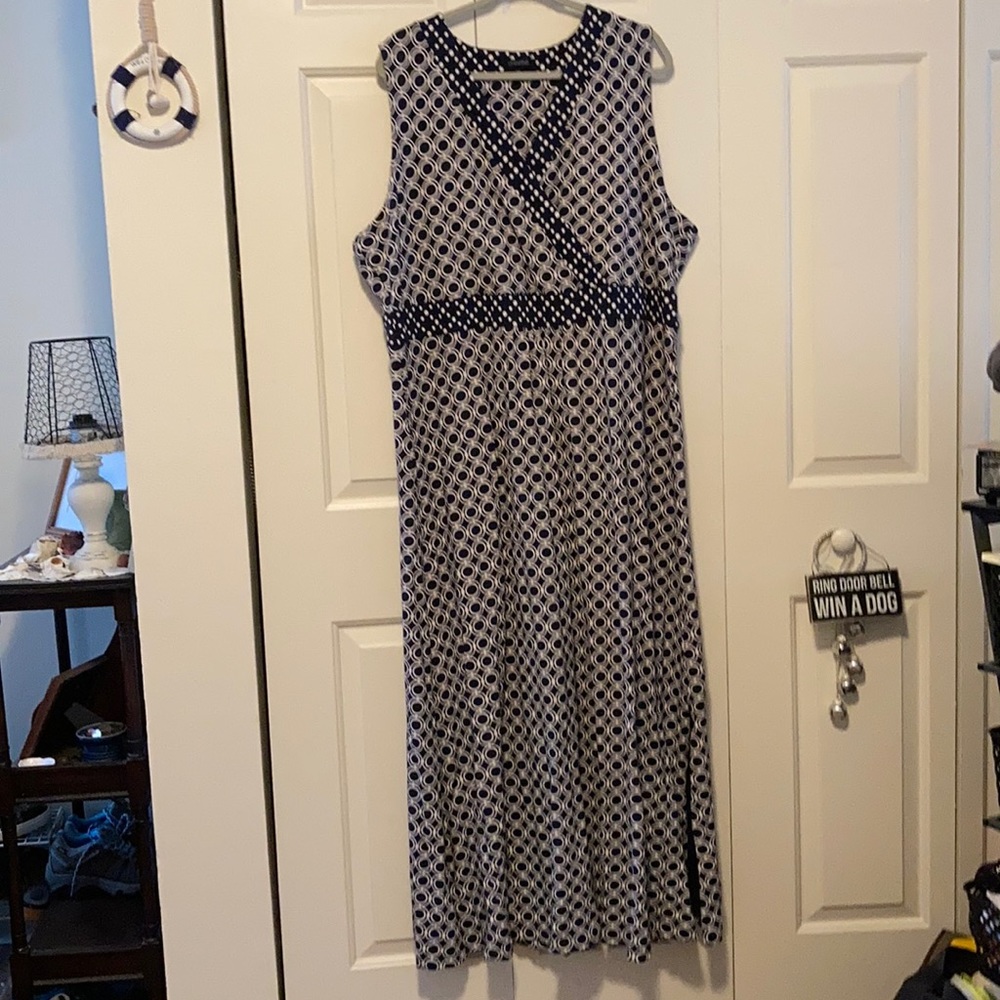 Lands’ End size 3X navy blue/white design dress